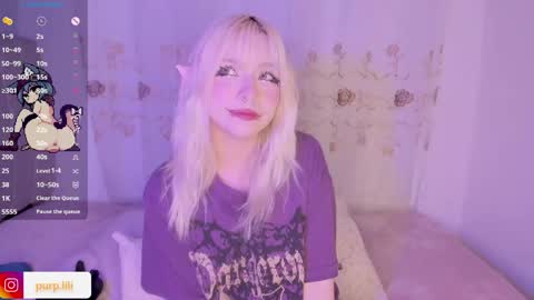 Snapshot of purplelilith3 chatting on April 22, 2026, 4:04 am Purple Lilith online show from April 22, 2026, 4:04 am