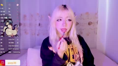 Snapshot of purplelilith3 chatting on May 6, 2026, 5:29 pm Purple Lilith online show from May 6, 2026, 5:29 pm