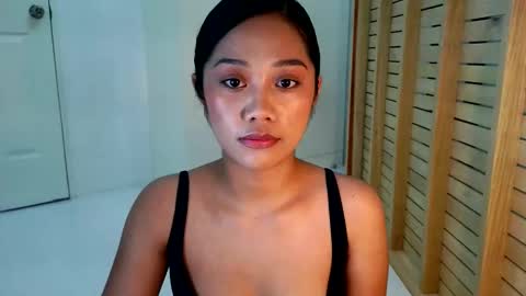 Marj33 online show from November 19, 2025, 12:54 am