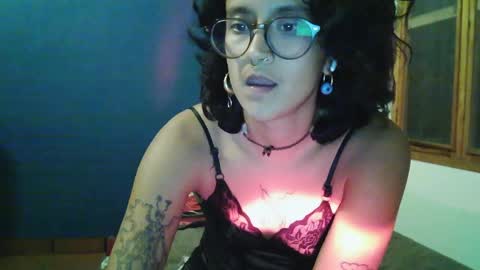 Snapshot of pussycatboy555 chatting on April 7, 2026, 3:40 am pussyboy online show from April 7, 2026, 3:40 am