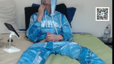 Ruck Fules online show from February 8, 2026, 8:23 pm