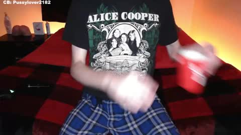 Snapshot of pussylover2182 chatting on October 10, 2025, 3:16 am pussylover2182 online show from October 10, 2025, 3:16 am