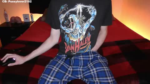 Snapshot of pussylover2182 chatting on October 26, 2025, 3:12 am pussylover2182 online show from October 26, 2025, 3:12 am