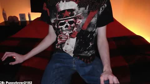 Snapshot of pussylover2182 chatting on November 20, 2025, 4:45 am pussylover2182 online show from November 20, 2025, 4:45 am