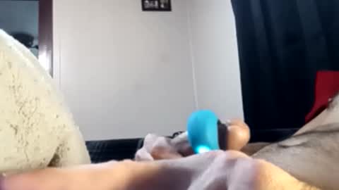 Pussyluver420 online show from September 15, 2025, 7:25 pm