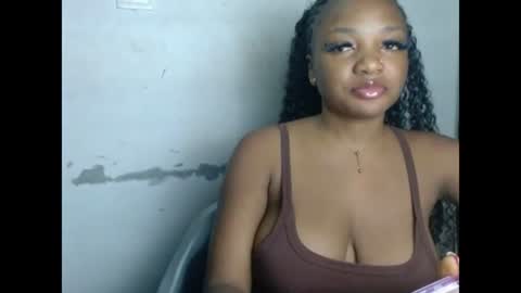 Snapshot of pussyxwetx chatting on July 16, 2026, 10:27 pm pussyxwetx online show from July 16, 2026, 10:27 pm