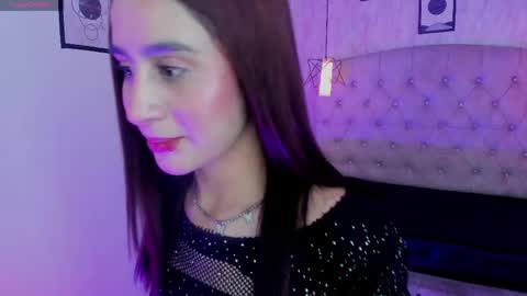 pynky_berry online show from May 26, 2026, 2:40 am