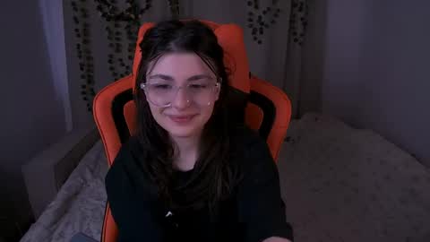Snapshot of pyro_flerrr chatting on May 10, 2026, 4:34 pm Ava online show from May 10, 2026, 4:34 pm