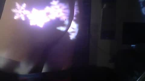 qcst_foytop online show from November 21, 2025, 3:27 am