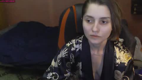 Lola online show from March 11, 2025, 2:07 pm