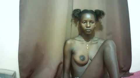 Snapshot of queen_0012 chatting on April 14, 2026, 11:11 pm asher online show from April 14, 2026, 11:11 pm