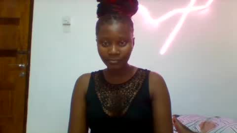 Snapshot of queen_diveer chatting on October 26, 2025, 8:48 pm queen_diveer online show from October 26, 2025, 8:48 pm