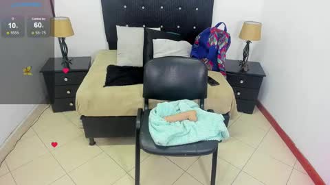 Snapshot of queen_ebony_69 chatting on February 2, 2025, 10:24 am Queen online show from February 2, 2025, 10:24 am