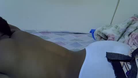 queen_fantacy online show from February 4, 2026, 8:03 pm