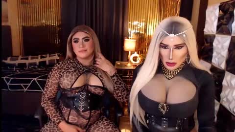 queen_horsecock online show from May 22, 2026, 6:42 am