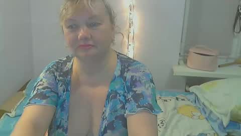 queen_jane8 online show from February 11, 2025, 9:25 pm