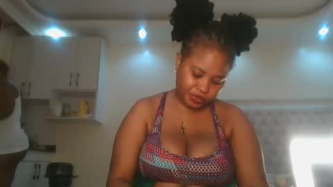 Queen kikih online show from April 14, 2026, 6:14 pm