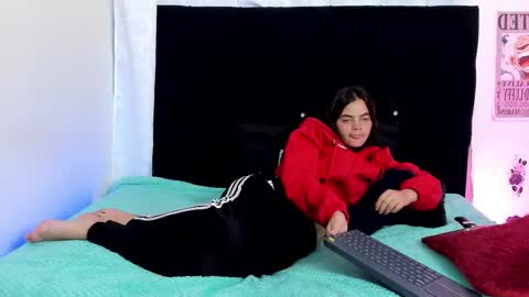 queen_misy online show from March 16, 2026, 8:35 pm