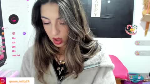 queen_natttyy online show from January 31, 2025, 3:52 am