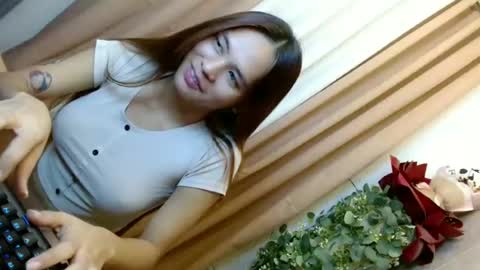 Snapshot of queena10 chatting on July 2, 2026, 10:38 pm CALL ME YOUR QUEEN AIVY1 online show from July 2, 2026, 10:38 pm