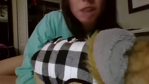 Snapshot of queenbee6269 chatting on January 7, 2025, 6:05 am queenbee6269 online show from January 7, 2025, 6:05 am