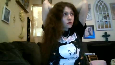 Snapshot of queencrimsonlvx chatting on July 12, 2026, 6:48 am queencrimsonlvx online show from July 12, 2026, 6:48 am