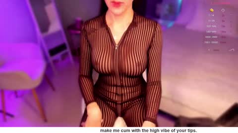 Snapshot of queendominationxx chatting on February 14, 2025, 4:47 am Miss Anfisa online show from February 14, 2025, 4:47 am