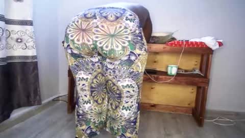 Nina online show from September 24, 2025, 2:53 pm