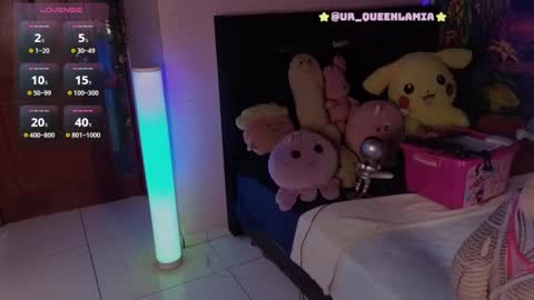 Snapshot of queenlamia chatting on March 10, 2025, 9:43 am Taurus online show from March 10, 2025, 9:43 am