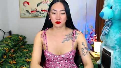 QUEEN online show from January 22, 2025, 9:54 pm