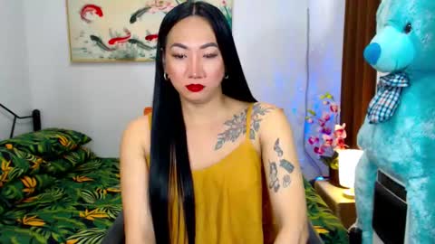 QUEEN online show from January 26, 2025, 7:21 am