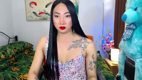 QUEEN online show from February 2, 2025, 7:20 am