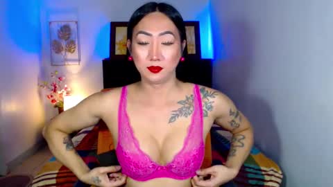 QUEEN online show from February 11, 2025, 11:43 am