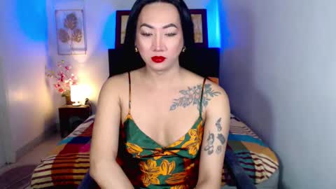 QUEEN online show from March 4, 2025, 7:01 pm