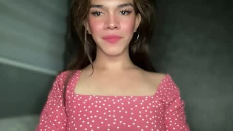 Snapshot of queenn_xxx chatting on October 8, 2025, 12:41 am QUEEN online show from October 8, 2025, 12:41 am