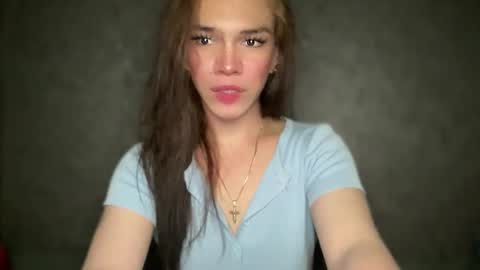 Snapshot of queenn_xxx chatting on October 13, 2025, 3:17 am QUEEN online show from October 13, 2025, 3:17 am