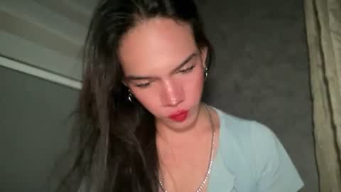 Snapshot of queenn_xxx chatting on June 20, 2026, 12:52 pm QUEEN online show from June 20, 2026, 12:52 pm