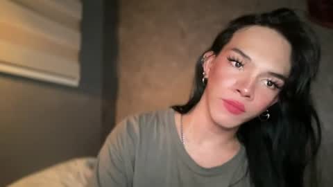 Snapshot of queenn_xxx chatting on June 27, 2026, 12:22 pm QUEEN online show from June 27, 2026, 12:22 pm