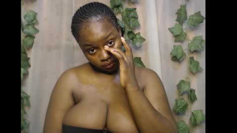 Zoey online show from December 5, 2025, 8:45 am