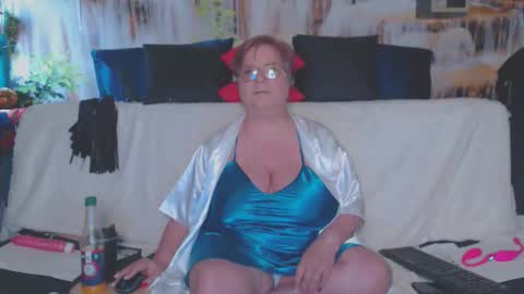 QueenPammy online show from April 12, 2026, 7:46 am