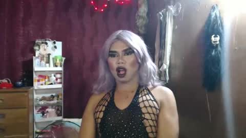 Snapshot of queenpinayebony_xx chatting on April 10, 2026, 11:04 am queenpinayebony_xx online show from April 10, 2026, 11:04 am