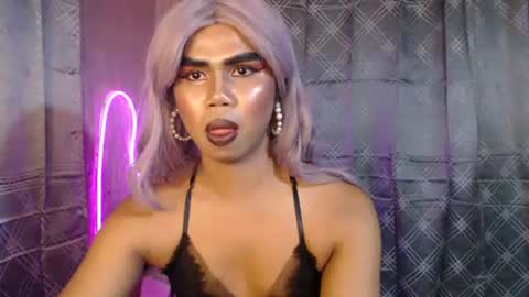 Snapshot of queenpinayebony_xx chatting on April 25, 2026, 1:41 pm queenpinayebony_xx online show from April 25, 2026, 1:41 pm
