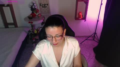 queenrose94 online show from March 30, 2026, 12:39 pm