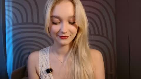 Snapshot of queenserenaaa chatting on June 6, 2026, 11:26 am Serena XoXo online show from June 6, 2026, 11:26 am