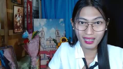 queensteffi online show from December 19, 2024, 10:10 pm