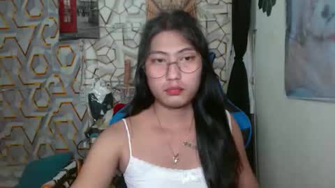 Snapshot of queensteffi chatting on May 7, 2026, 8:20 am queensteffi online show from May 7, 2026, 8:20 am