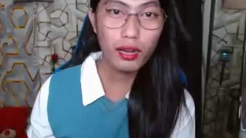 queensteffi online show from July 8, 2026, 7:40 pm