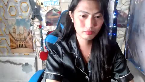queensteffi online show from July 27, 2026, 10:50 pm