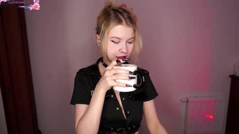 Tate online show from March 1, 2026, 6:15 am