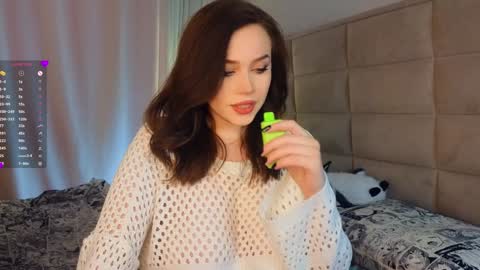 Teri  My favorite vibes 77 101 222 666 online show from March 12, 2025, 11:09 am